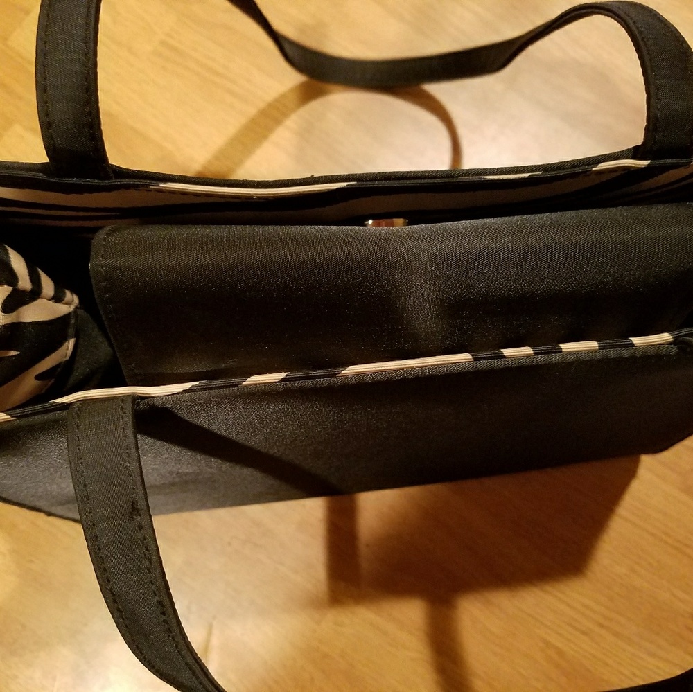 SOLD SOLD SOLD....HOLD for M...Zebra black purse - Picture 7 of 8